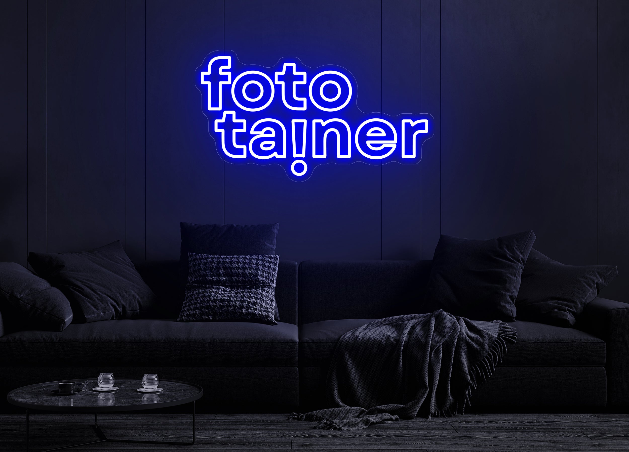 Foto Tainer